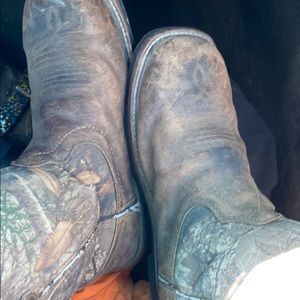 Meet your Posher, Daniel